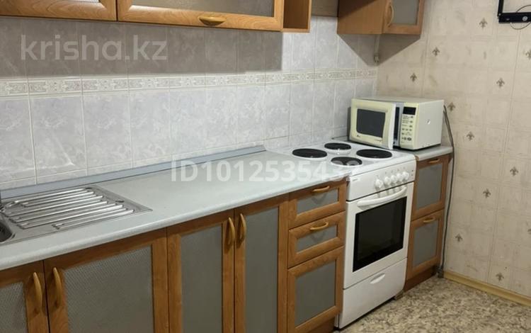 2-бөлмелі пәтер · 50 м² · 3/9 қабат, Ломова — Угол Сатпаева-Ломова (ТОЦ), бағасы: 170 000 ₸ в Павлодаре — фото 2