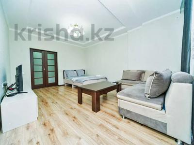 1-комнатная квартира, 50 м², 4/9 этаж посуточно, улица Токтогула 141 за 18 000 〒 в Бишкеке