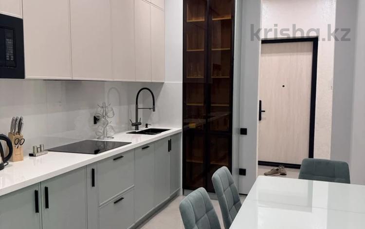 1-комнатная квартира · 40 м² · 1/12 этаж, Райымбека 162/3 за 350 000 ₸ в Алматы, Алмалинский р-н — фото 2