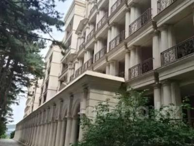 Пәтерлер в Алматы: 4-бөлмелі пәтер · 340 м² · 2/6 қабат, Оспанова 69/2, бағасы: 480 млн 〒 4-бөлмелі пәтер · 340 м² · 2/6 қабат, Оспанова 69/2, бағасы: 480 млн 〒 в Алматы, Медеуский р-н