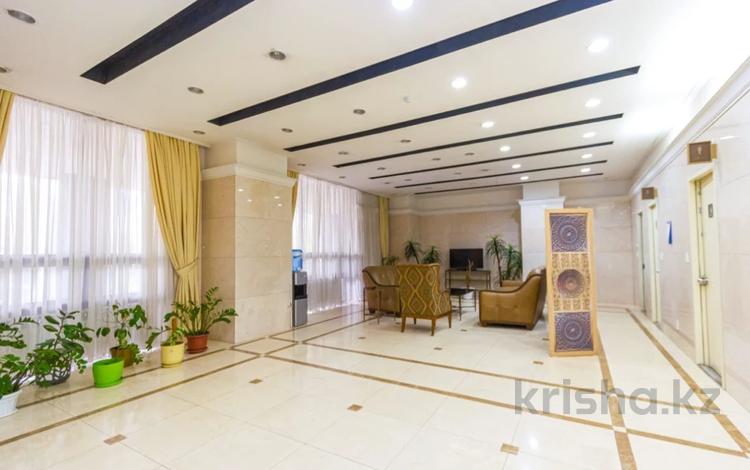 8-комнатная квартира, 355 м², Байтурсынова 9 за 350 млн 〒 в Астане, Алматы р-н — фото 6