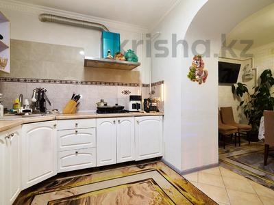 Отдельный дом · 4 комнаты · 200.9 м² · 6 сот., Балауса за 200 млн ₸ в Астане, Есильский р-н