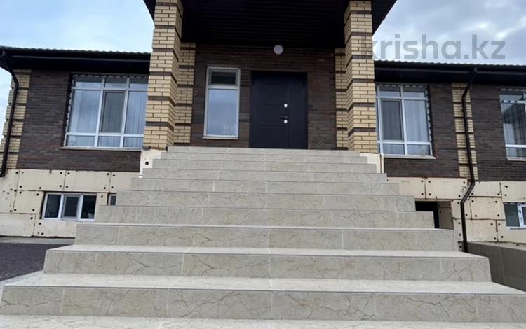 Отдельный дом · 6 комнат · 266.5 м² · 8 сот., мкр Юго-Восток, 5 улица 7/4 за 80 млн 〒 в Караганде, Казыбек би р-н — фото 35