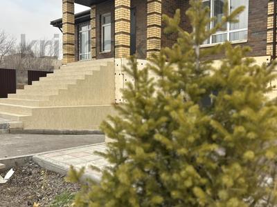 Отдельный дом · 6 комнат · 266.5 м² · 8 сот., мкр Юго-Восток, 5 улица 7/4 за 82 млн 〒 в Караганде, Казыбек би р-н
