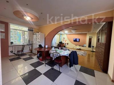 4-комнатная квартира · 141 м² · 2/2 этаж, Строительная 6/1 за 30 млн 〒 в Костанае