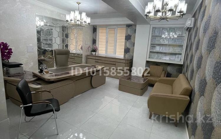 2-бөлмелі пәтер · 71 м² · 1/9 қабат, Нұрсәт ш/а 172 — ЖК Бахыт, бағасы: 34 млн ₸ в Шымкенте, Каратауский р-н — фото 2