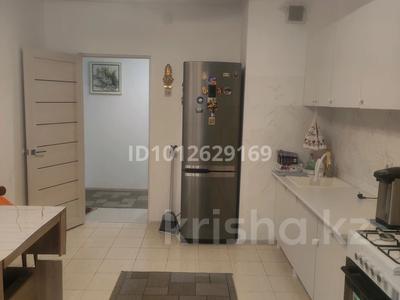 2-бөлмелі пәтер · 71 м² · 2/9 қабат, Шұғыла ш/а. 340/35 - 340/35 к17, бағасы: 39 млн ₸ в Алматы, Наурызбайский р-н