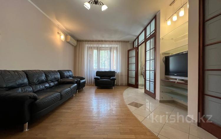 3-бөлмелі пәтер · 75.6 м² · 4/5 қабат, Достык 276, бағасы: 75 млн ₸ в Алматы, Медеуский р-н — фото 2