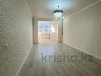 2-комнатная квартира, 58 м², 3/5 этаж, Аскарова за 22.5 млн 〒 в Шымкенте, Аль-Фарабийский р-н