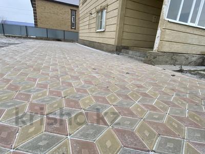 Отдельный дом · 6 комнат · 247 м² · 10 сот., мкр Жастар 2, Ынтымақ 1 за 58 млн 〒 в Актобе, жилой массив Жанаконыс