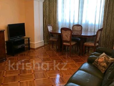 Пәтерлер в Алматы: 3-бөлмелі пәтер · 100 м² · 3 қабат, мкр Самал-3, Достык 109, бағасы: 400 000 〒 3-бөлмелі пәтер · 100 м² · 3 қабат, мкр Самал-3, Достык 109, бағасы: 400 000 〒 в Алматы, Медеуский р-н