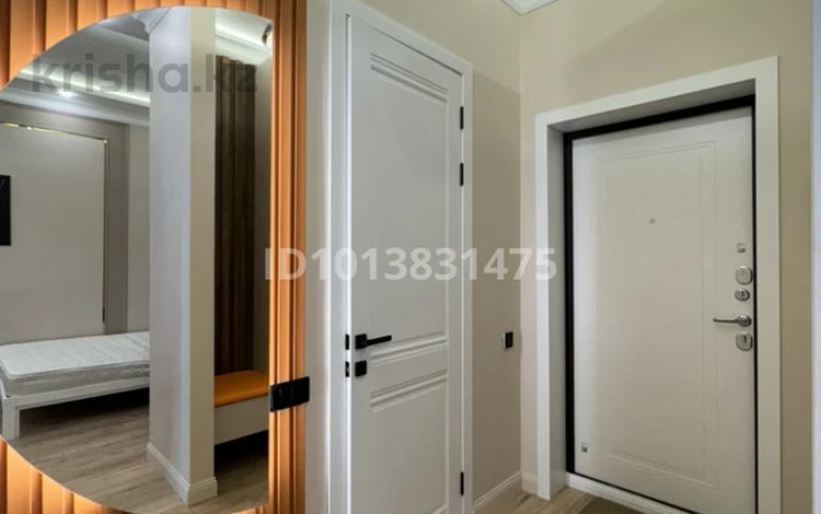 1-комнатная квартира · 45 м² · 6/9 этаж, Толе би 25 за 300 000 ₸ в Астане, Нура р-н — фото 2