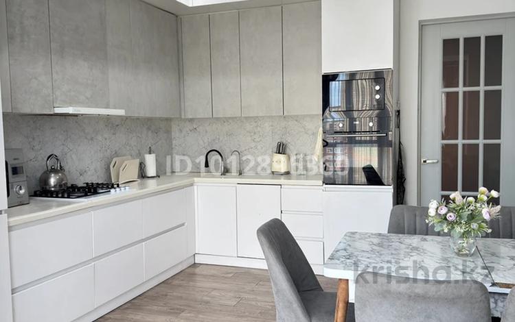 4-бөлмелі пәтер · 131.3 м² · 4/5 қабат, мкр. Алтын орда, Мкр.Батыс-2 54Б, бағасы: 480 000 ₸ в Актобе — фото 2