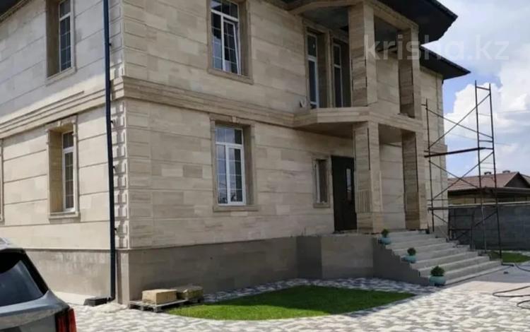 Отдельный дом · 7 комнат · 600 м² · 10 сот., мкр Ерменсай, Шолпан Жандарбековой 27 за 420 млн ₸ в Алматы, Бостандыкский р-н — фото 15