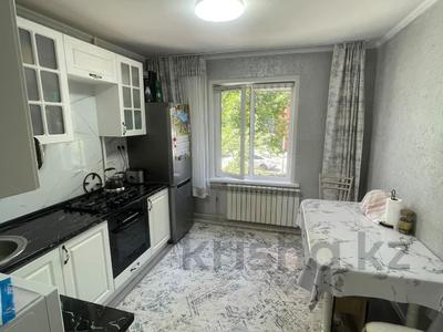 3-комнатная квартира · 70 м² · 2/5 этаж, мкр Мамыр-2 8 за 49 млн ₸ в Алматы, Ауэзовский р-н