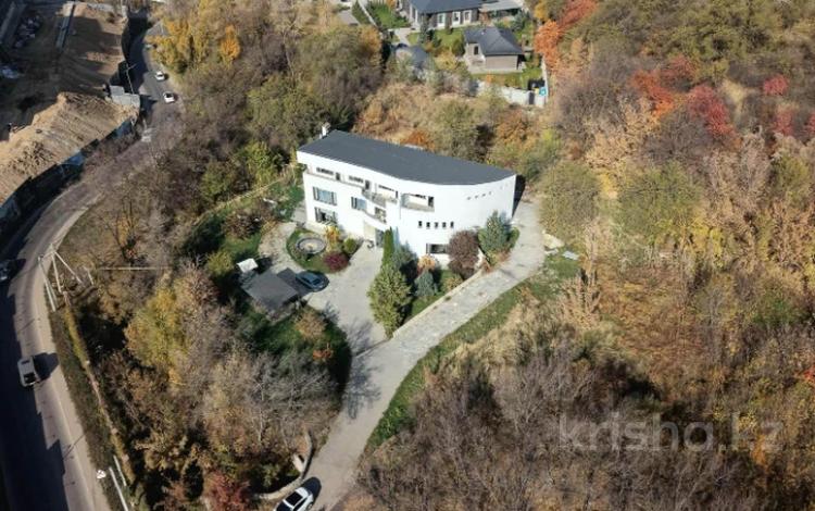 Отдельный дом · 9 комнат · 501.8 м² · 10 сот., Керей-Жанибек хандар улица 85/45 за 500 млн ₸ в Алматы, Медеуский р-н — фото 25