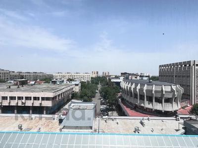 3-комнатная квартира · 70 м² · 6/6 этаж, Жибек Жолы за 53 млн ₸ в Алматы, Медеуский р-н