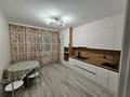 2-комнатная квартира · 60 м² · 8/12 этаж, Абикен Бектуров 3/2 за 330 000 ₸ в Астане, Есильский р-н — фото 2