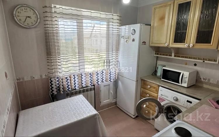 2-бөлмелі пәтер · 49 м² · 2/5 қабат, Сейфулина 36, бағасы: 140 000 ₸ в Балхаше — фото 3