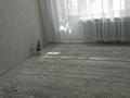 1-комнатная квартира · 34 м² · 1/9 этаж, мкр 4 10 за 14 млн ₸ в Уральске — фото 2