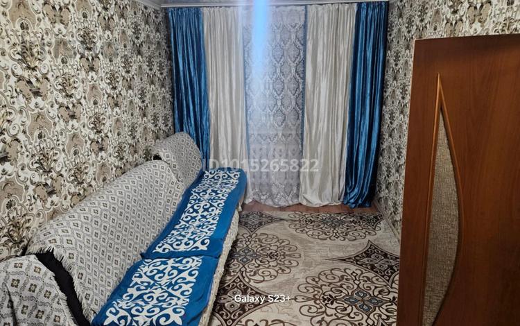 2-комнатная квартира · 44 м² · 1/5 этаж, Майкудук, 12й микрорайон 44 — Задаю двух комнатный квартирау аренду. за 90 000 ₸ в Караганде, Алихана Бокейханова р-н — фото 2