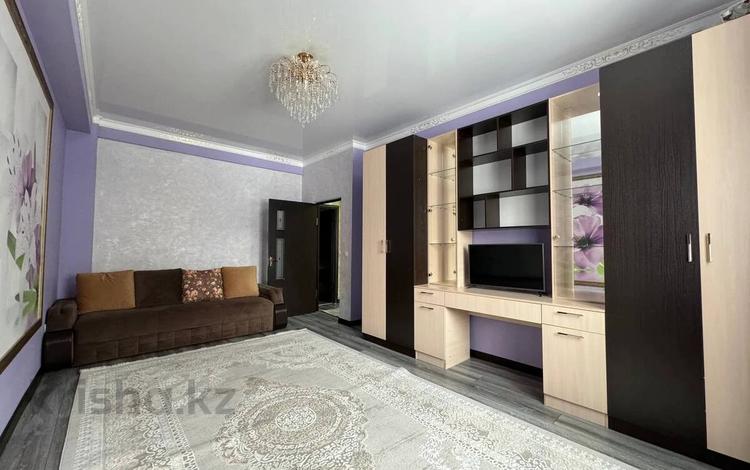 2-комнатная квартира, 55 м², 1/10 этаж, мкр Мамыр-3 за 37 млн 〒 в Алматы, Ауэзовский р-н — фото 5