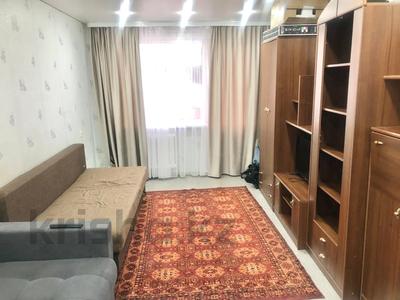 1-комнатная квартира, 31 м², 3/5 этаж, мкр Юго-Восток, пр.Строителей — Корзина за 13 млн 〒 в Караганде, Казыбек би р-н