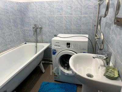 2-комнатная квартира · 58 м² · 3/5 этаж, Шаменова — Кафе макон за 150 000 ₸ в 