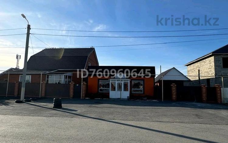 Отдельный дом · 5 комнат · 250 м² · 12 сот., Молодёжная 14/5 за 150 млн 〒 в Дружбе — фото 9