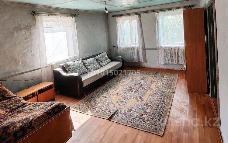 Отдельный дом · 3 комнаты · 55 м² · 6 сот., 15 линия 6 за 11 млн ₸ в Семее — фото 2