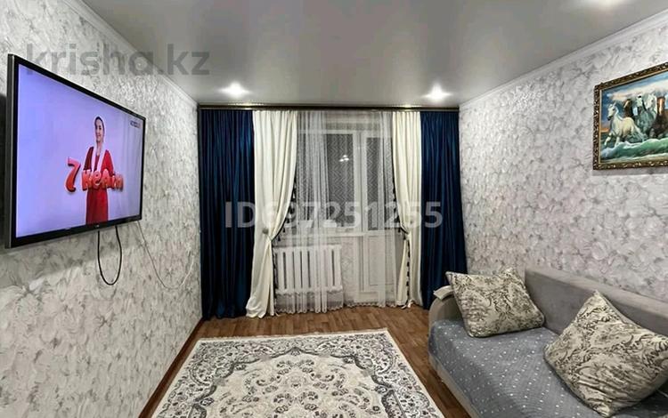 2-комнатная квартира · 48 м² · 4/5 этаж, Майкудук, Майкудук, 16й микрорайон 15 за 11 млн ₸ в Караганде, Алихана Бокейханова р-н — фото 2