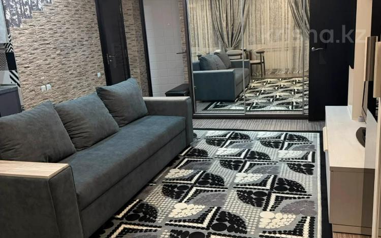 2-бөлмелі пәтер · 55 м² · 8/9 қабат, мкр Самал-1 4 — ЭКСКЛЮЗИВ!, бағасы: 59 млн ₸ в Алматы, Медеуский р-н — фото 3