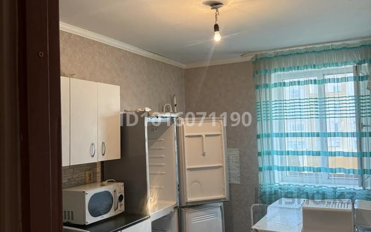 1-комнатная квартира · 42 м² · 9/9 этаж, мкр Болашак 131 А — Сзади Дины за 130 000 ₸ в Актобе — фото 2