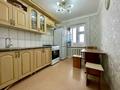 3-комнатная квартира · 65 м² · 9/10 этаж, мкр 4, 4 мик 10а 10а за 19 млн ₸ в Уральске — фото 12