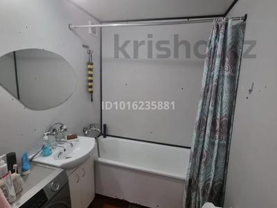 1 бөлме · 40 м² · 5/9 қабат, Мкр 5 3, бағасы: 50 000 ₸ в Аксае