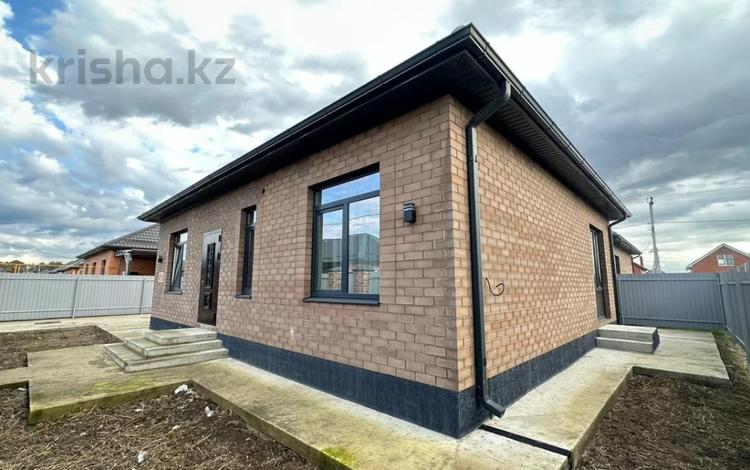 Жеке үй · 3 бөлме · 95 м² · 3.5 сот., Динской район поселок южный, бағасы: ~ 63 млн 〒 в Краснодаре — фото 26