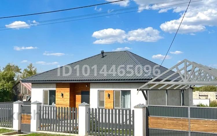 Отдельный дом · 3 комнаты · 120 м² · 8 сот., Фруктовая 135 — 6 кр.яр дачная за 32 млн ₸ в Кокшетау — фото 20