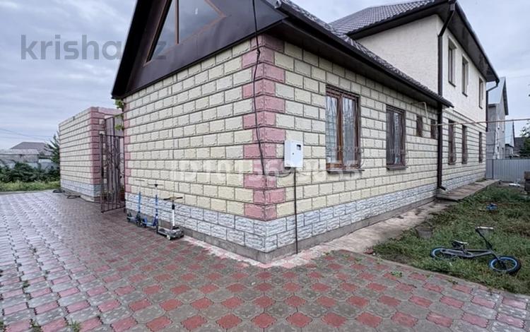 Отдельный дом · 6 комнат · 300 м² · 8 сот., Деркул алтын орда 1 — 51 школа за 65 млн ₸ в Уральске — фото 2
