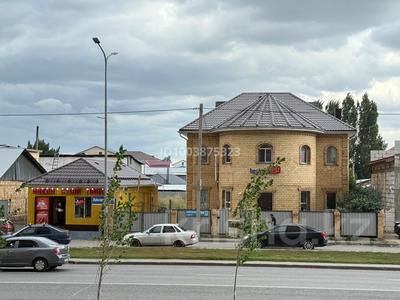 Отдельный дом · 12 комнат · 380 м² · 9 сот., Айнаколь 99 — Жумабаева за 185 млн ₸ в Астане, Алматы р-н