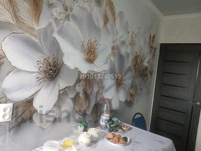 2-комнатная квартира · 48 м² · 5/5 этаж, Самал 18 — Возле школы и детский сад рядом Зета магазин за 16.8 млн ₸ в Талдыкоргане, мкр Самал