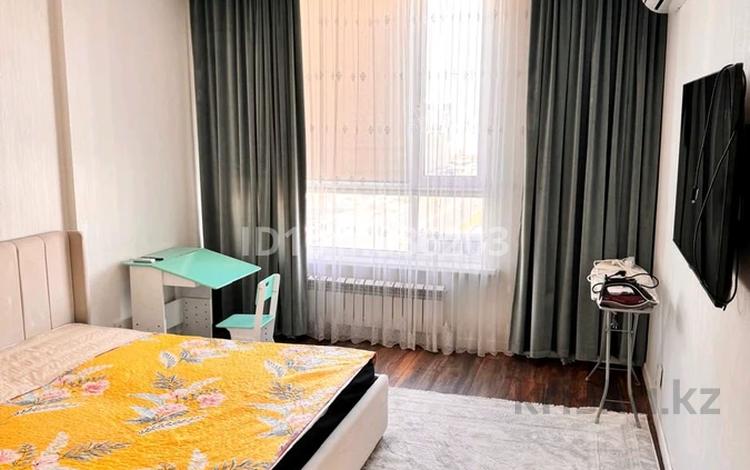 1-комнатная квартира · 40 м² · 15/17 этаж, Санжара Асфендиярова 1 за 240 000 ₸ в Астане, Нура р-н — фото 2