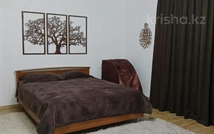 Жеке үй · 5 бөлме · 270 м² · 12.3 сот., Бейбітшілік 99/3, бағасы: 66 млн 〒 в Жибек Жолы — фото 5