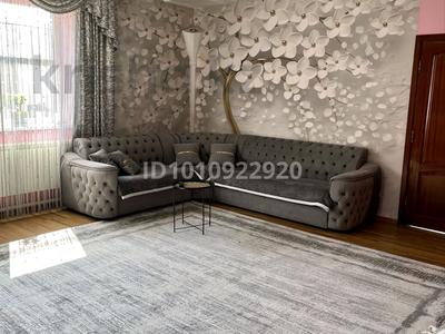 Отдельный дом · 5 комнат · 301 м² · 8 сот., Шымбулак 7/1 — По Суюнбая, 300м. от Байгазиева за 105 млн 〒 в Каскелене