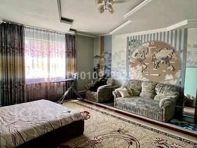 Жеке үй · 5 бөлме · 301 м² · 8 жүзд., Шымбулак 7/1 — По Суюнбая, 300м. от Байгазиева, бағасы: ~ 76.6 млн ₸ в Каскелене