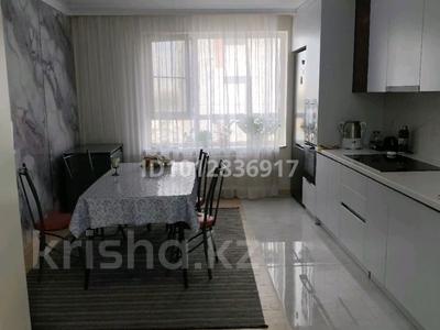3-бөлмелі пәтер · 71 м² · 8/12 қабат, мкр Гажайып 5/3 — Момышұлы, бағасы: 62 млн ₸ в Алматы, Алатауский р-н