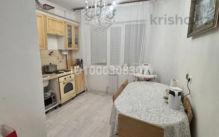 2-бөлмелі пәтер · 61.6 м² · 2/6 қабат, мкр. Алмагуль, Султан-Бейбарыс 19, бағасы: 24 млн ₸ в Атырау — фото 25