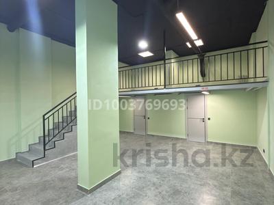 Офисы, магазины и бутики, медцентры и аптеки, образование · 118 м² за 820 000 ₸ в Астане, Нура р-н