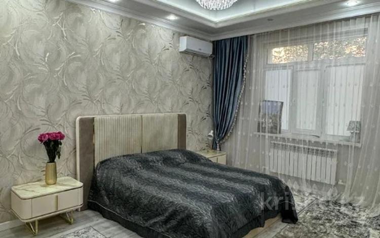 4-комнатная квартира · 121 м² · 1/7 этаж, 19-й мкр 21 за 49 млн ₸ в Актау — фото 2