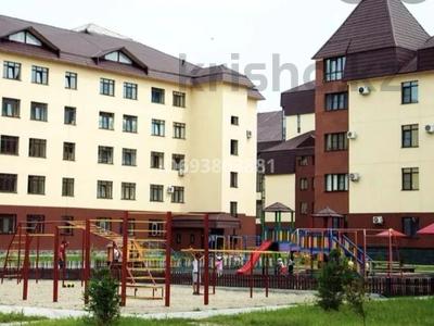 3-бөлмелі пәтер · 77.7 м² · 5/5 қабат, Дружбы народов 2/3, бағасы: 30 млн ₸ в Усть-Каменогорске