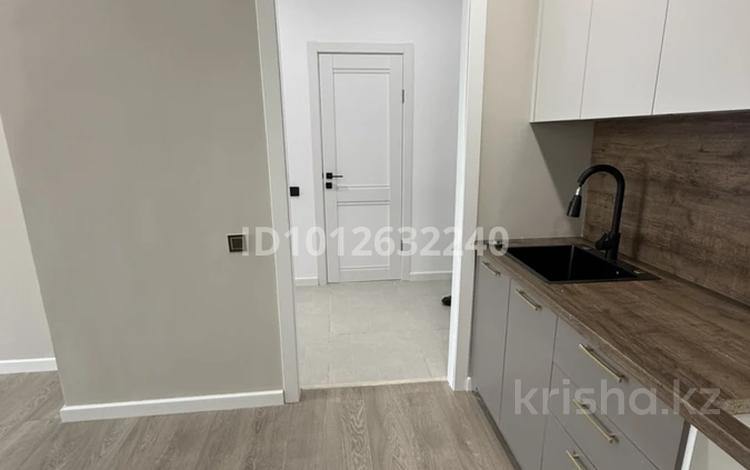 2-бөлмелі пәтер · 43.1 м² · 12/12 қабат, Баитурсунова 61, бағасы: 23 млн ₸ в Астане, Сарыарка р-н — фото 2